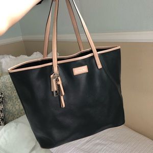 Coach hand bag